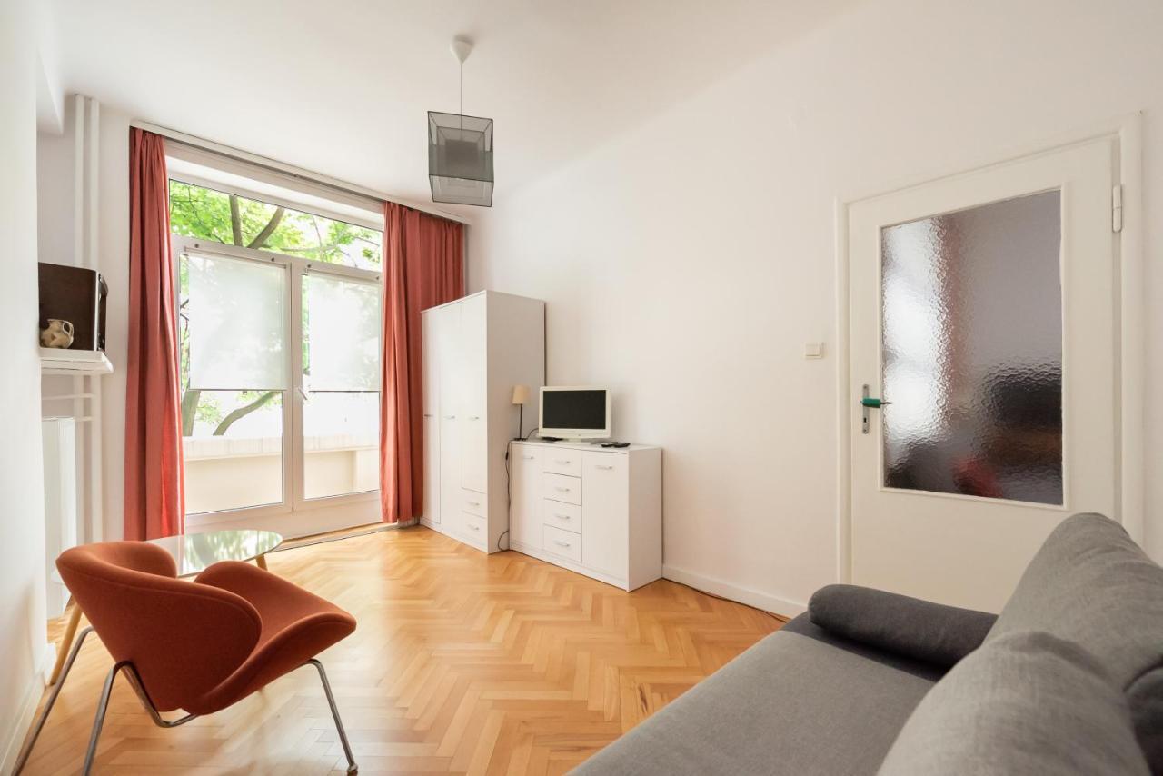 Plac Zbawiciela 3-Bedroom Apartment ワルシャワ エクステリア 写真