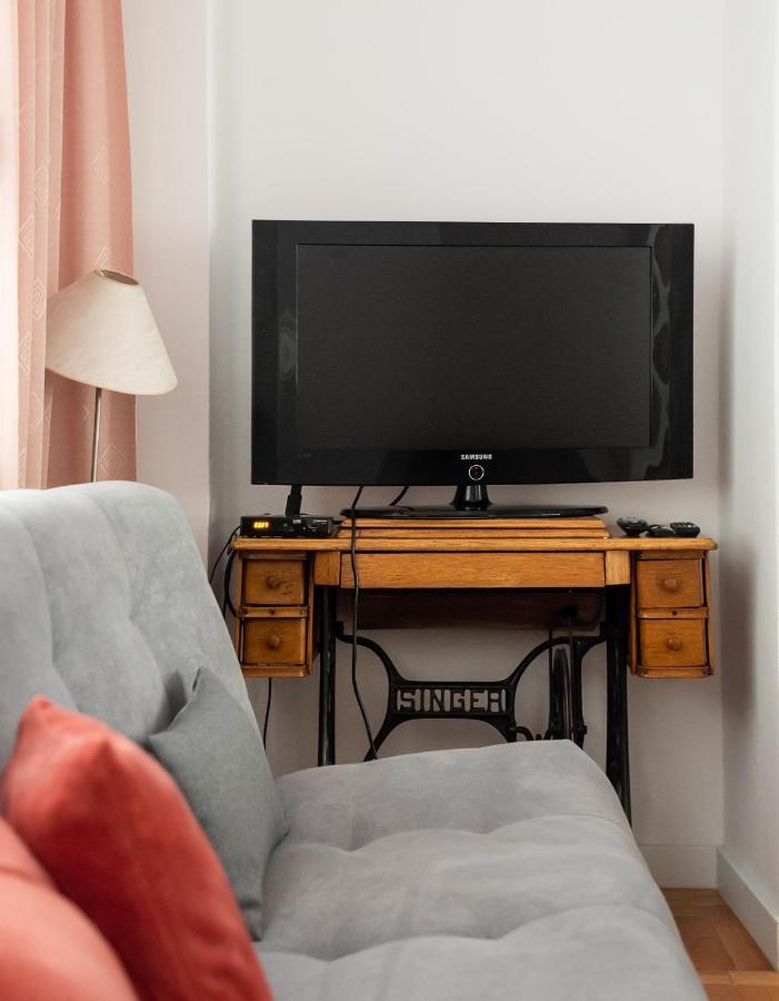 Plac Zbawiciela 3-Bedroom Apartment ワルシャワ エクステリア 写真
