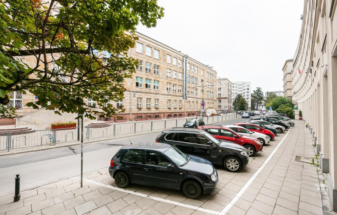 Plac Zbawiciela 3-Bedroom Apartment ワルシャワ エクステリア 写真